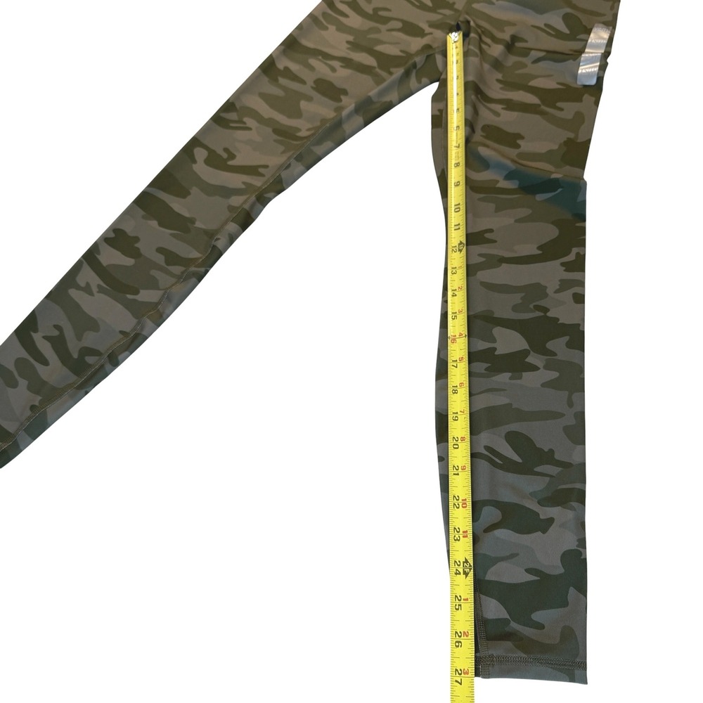 Forever 21 Green Camo Leggings Women XS High Rise Wicking Activewear Workout Gym - Picture 6 of 9